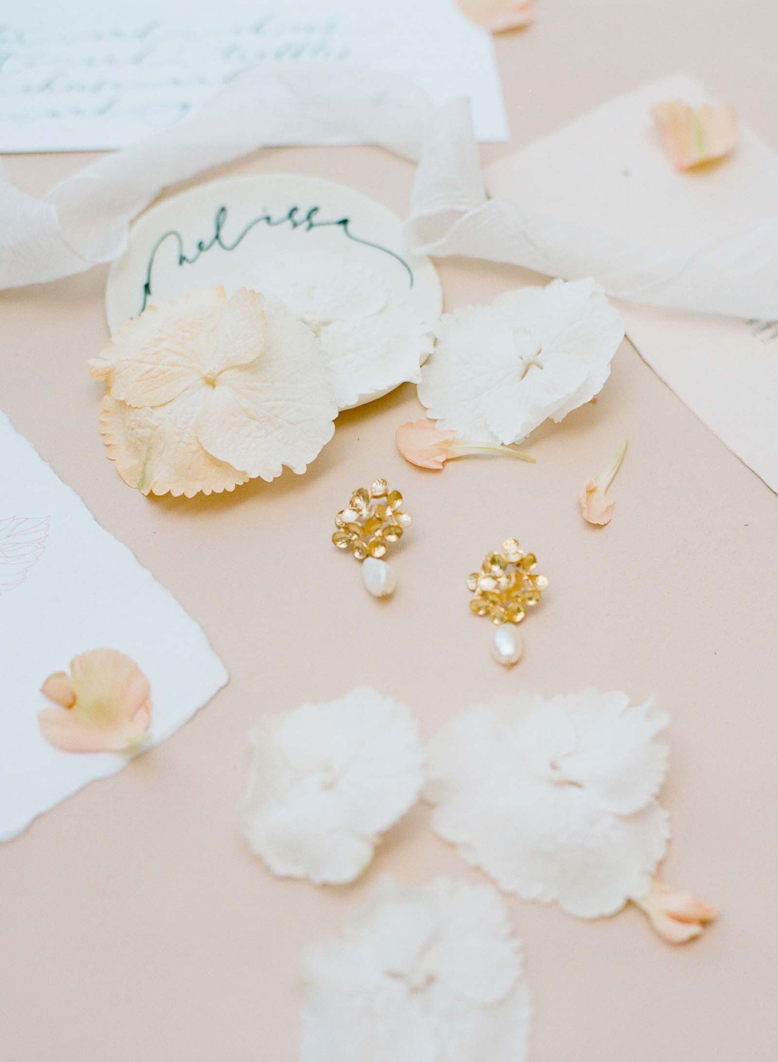 023b_provence_wedding_chateau_de_fonscolombe