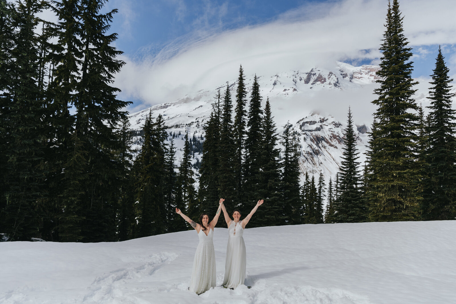 Marissa-Solini-Photography-Mount-Rainier-Snowshoe-Elopement-Julie&Gina-13