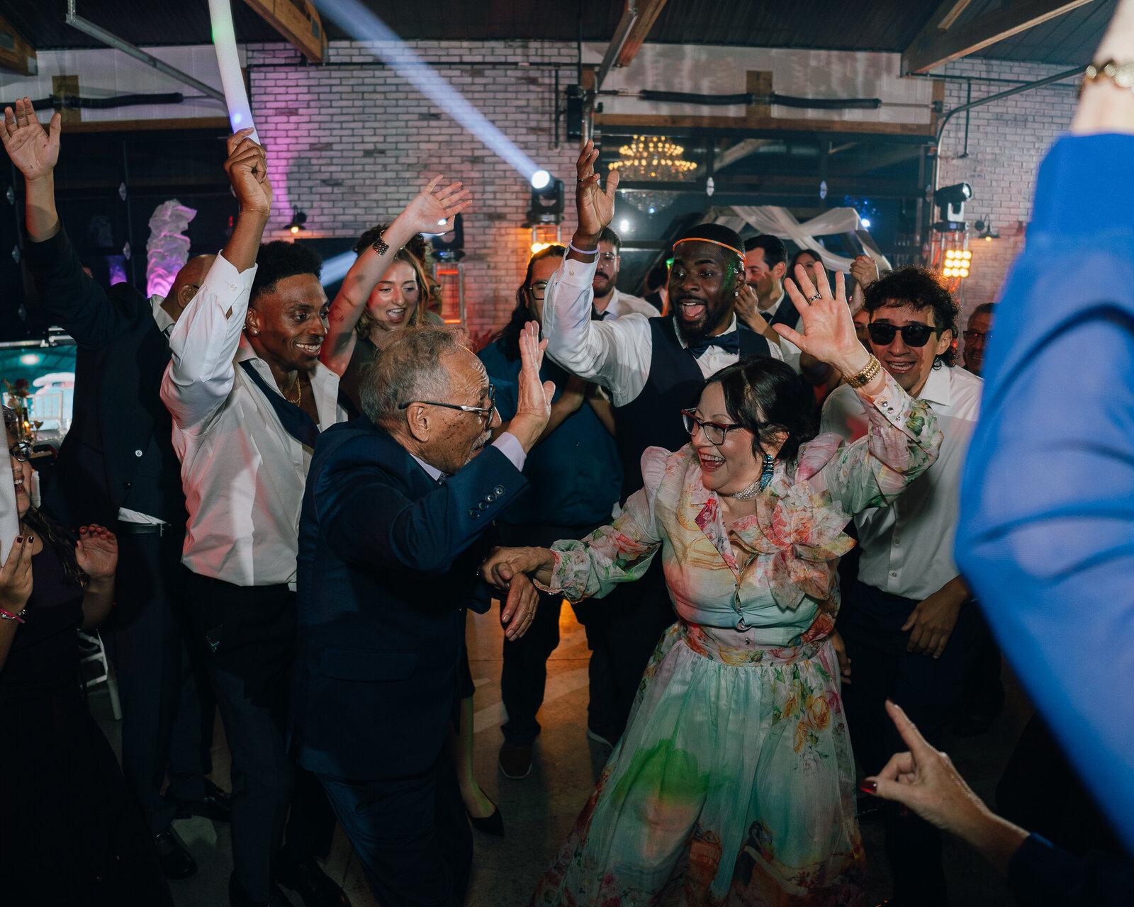 Saenz The Farmhouse KC Event Venue Wedding419