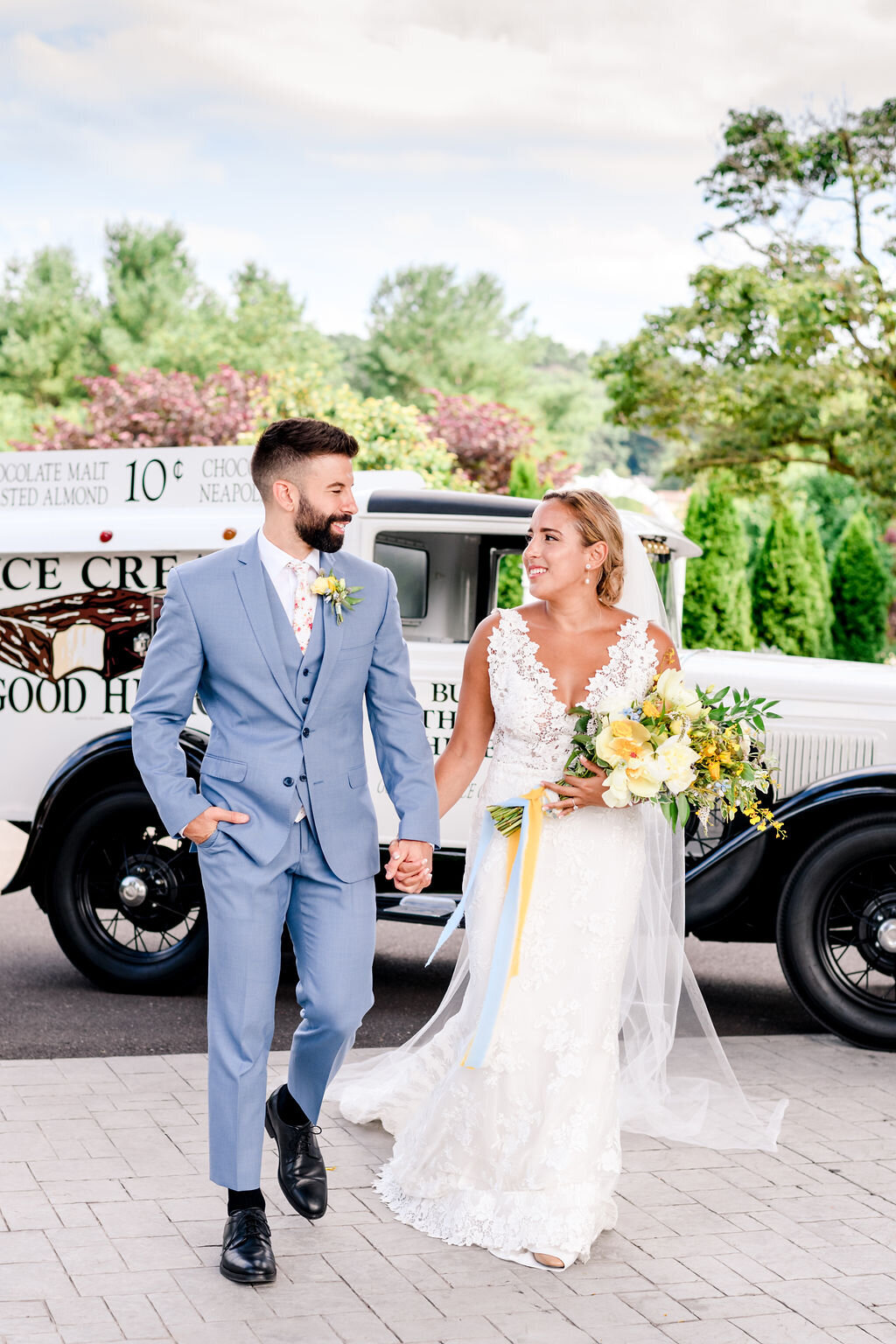 lovey-luxe-rentals-warrington-wedding-andrea-krout-photography-36