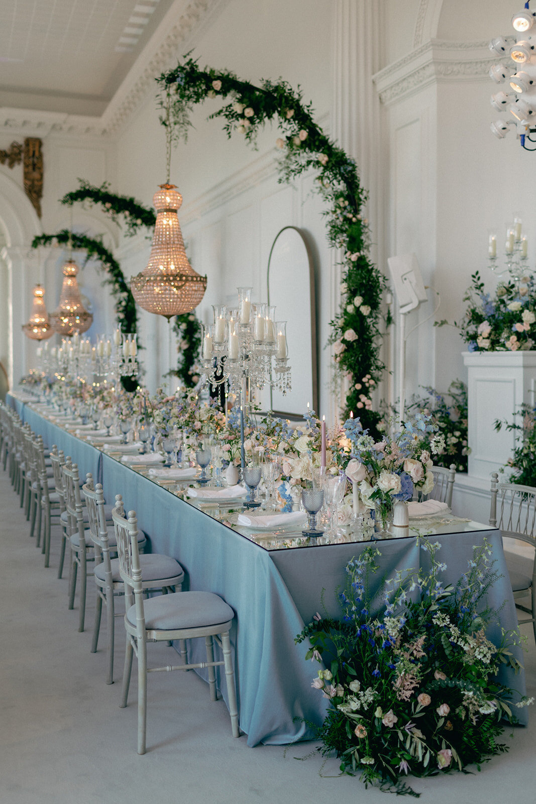 MJV-Kensington-Palace-Orangery-Wedding-051024-Dinner-Tablescape-Philippa-Sian-Photography-15