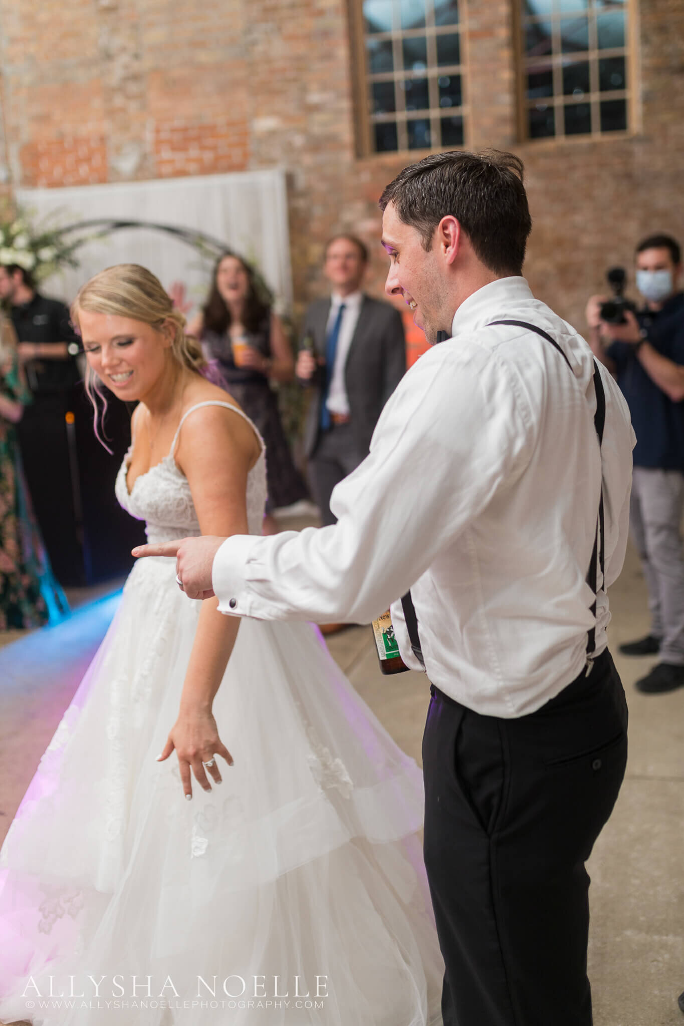 Wedding-at-The-Factory-on-Barclay-in-Milwaukee-1259