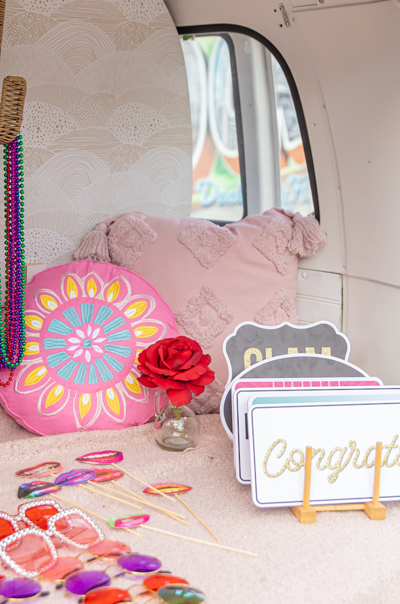 VW-BUS-tampa-photo-booth-bus-weddings-florida-weddings-wedding-venues-wedding-photo-booth-florida-photo-booth-bus59