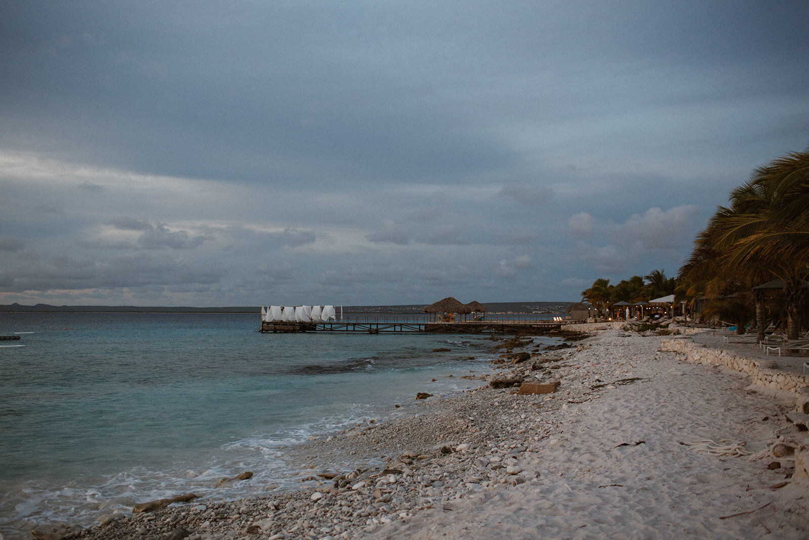 invaya-bonaire-destination-wedding-tropical-4