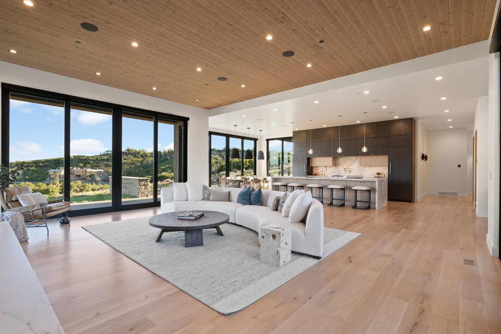 Chalet-and-Co-Park-City-Interior-Designer-living-room-kitchen-open-floor