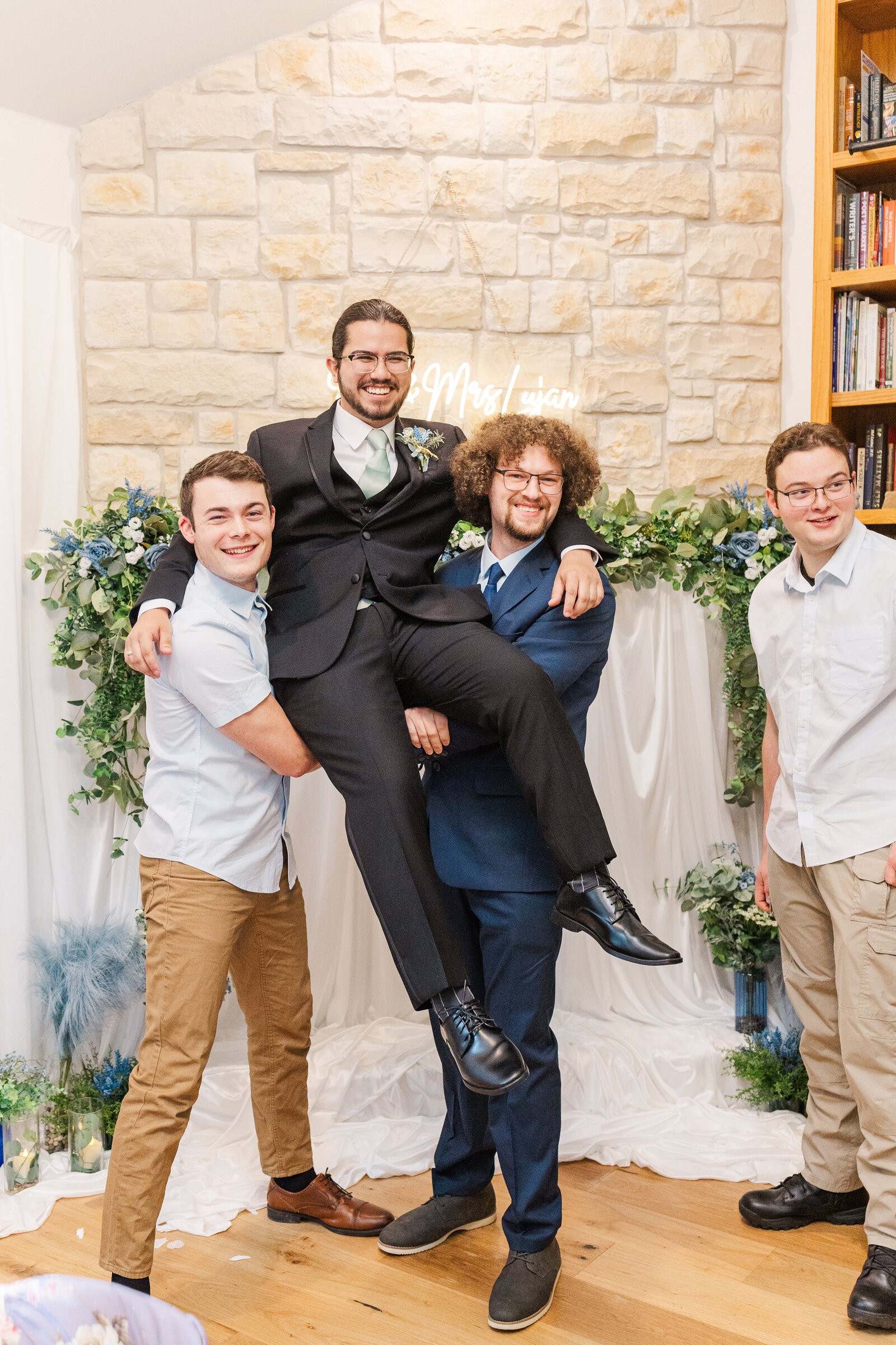 Small-weddings-dallas-photography