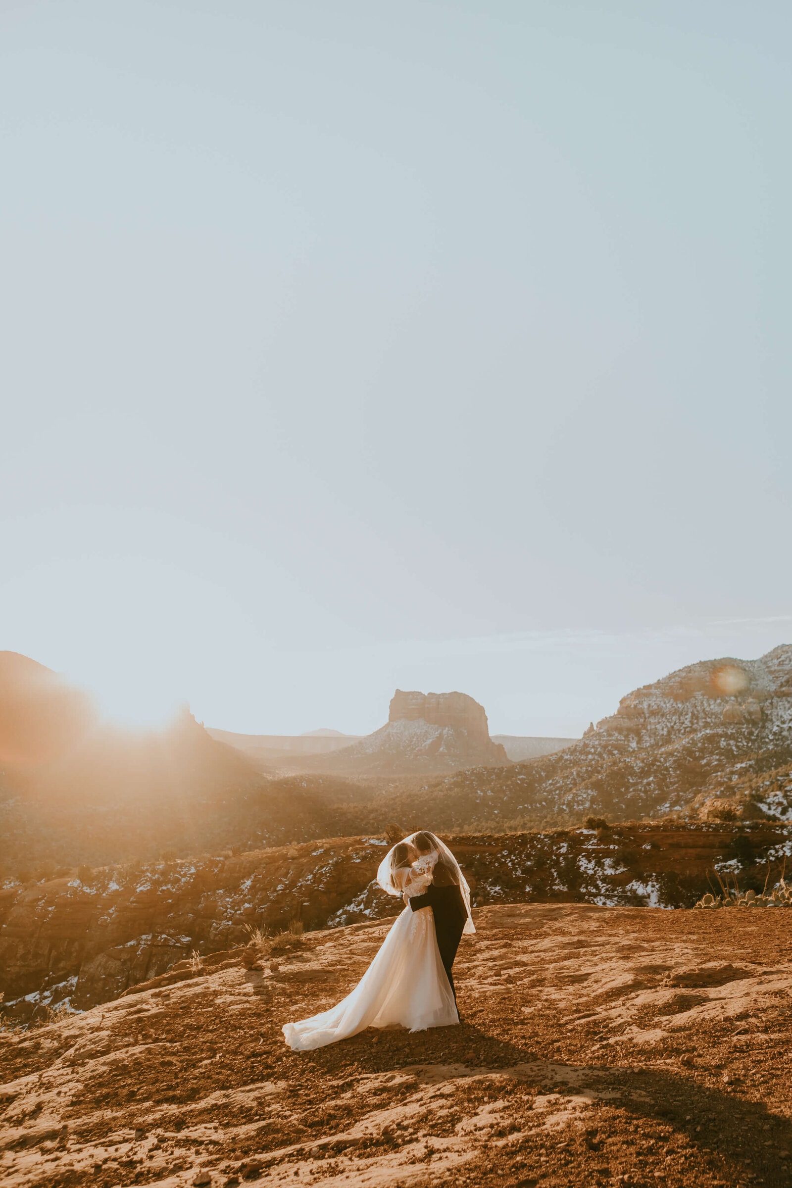 Cathedral-Rock-Elopement-Sedona-OliviaHopePhotography--21