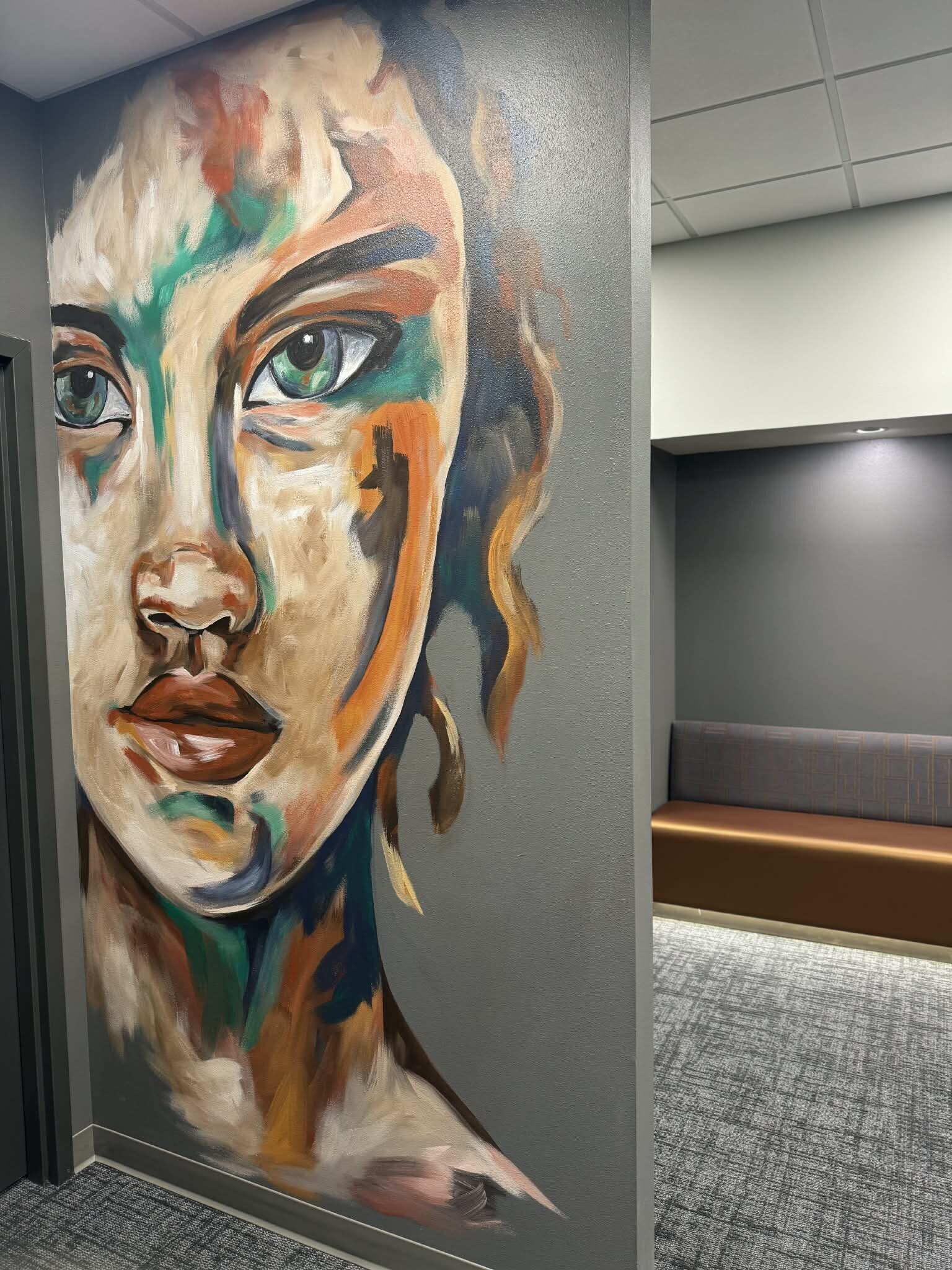 5201 RR womens mural