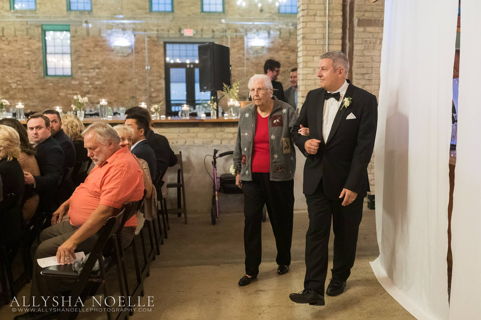 Wedding-at-The-Factory-on-Barclay-in-Milwaukee-0748