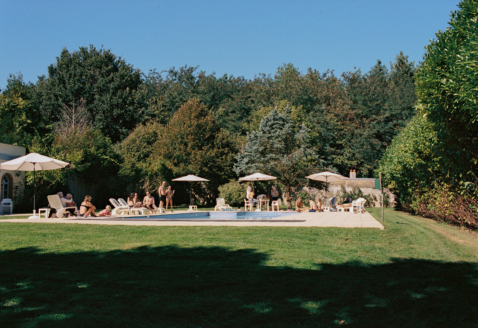 Film-Wedding-Photographer-Zara-Staples-Weddings484