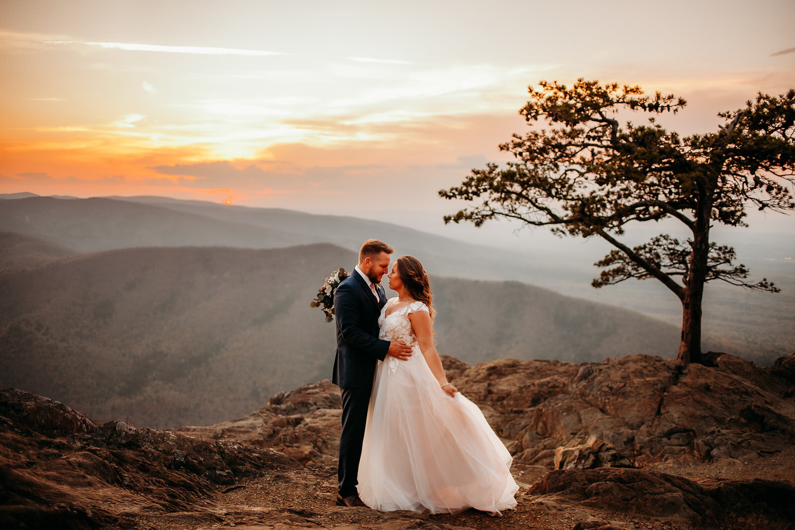 Shenandoah National Park Family Photographer | Blue Ridge Mountains Elopement & Wedding Photographer | SNP Adventurous Couples Photographer