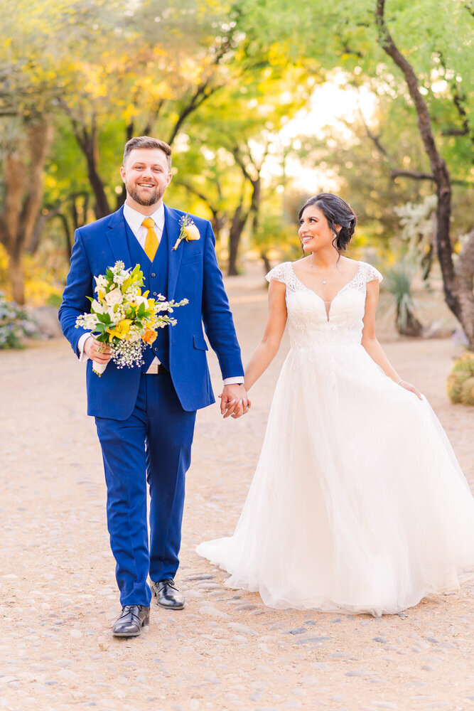 outdoor-wedding-Tucson-marigold-Christy-Hunter-Photography_034