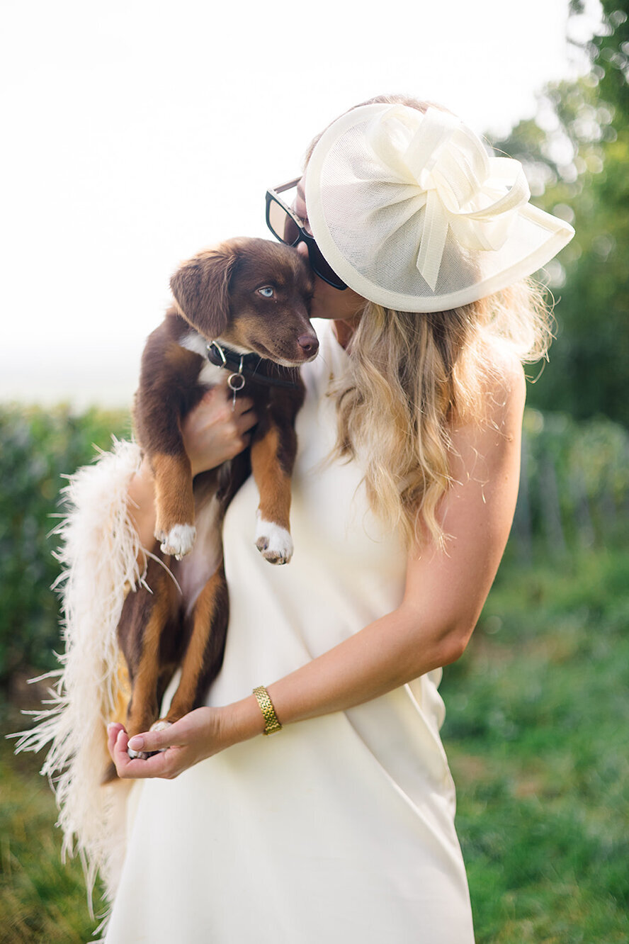 wedding-brunch-with-puppy-by-rachel-pietri-paris-wedding-photographer