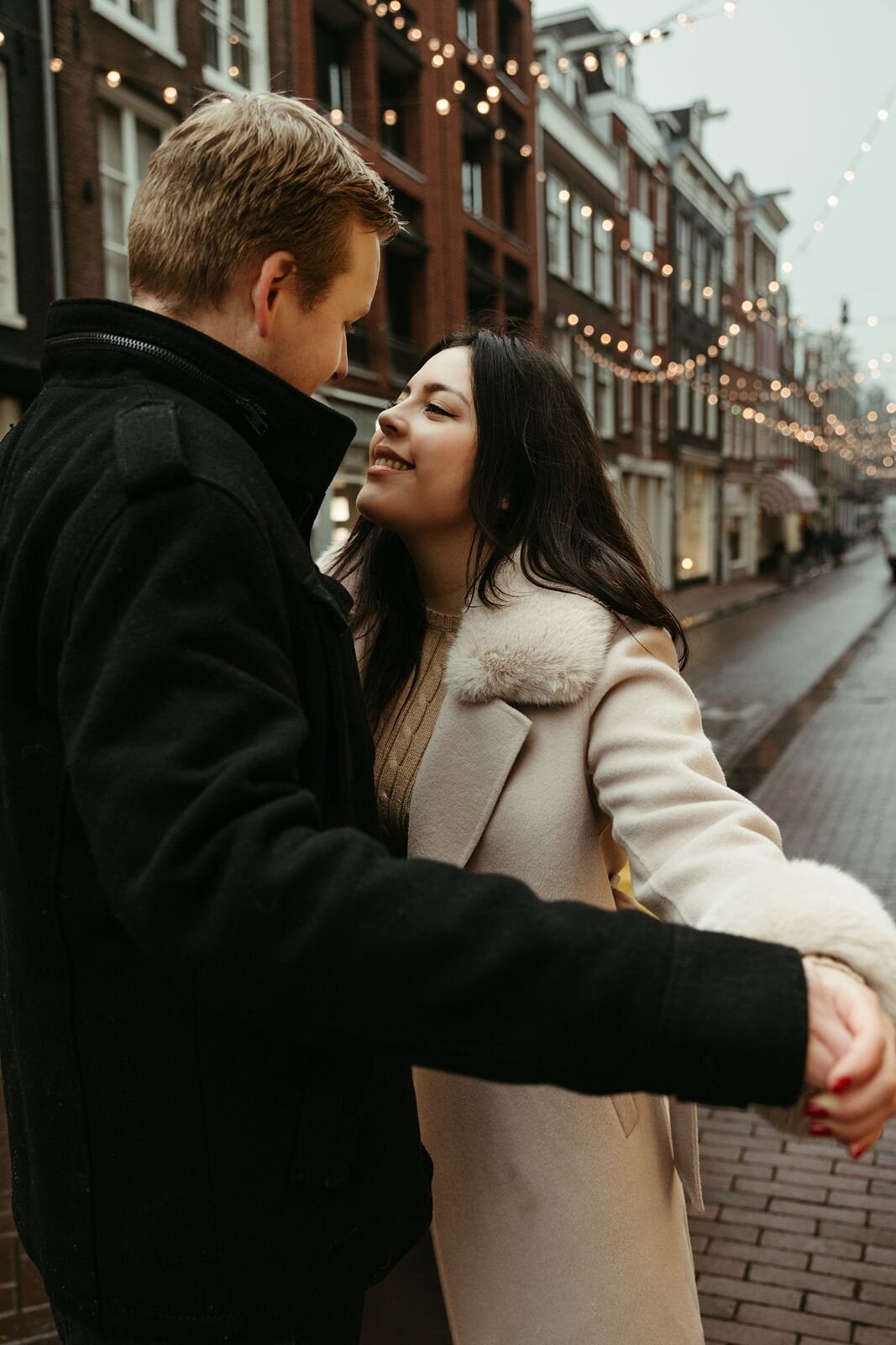 Get-framed-photography-couple-13