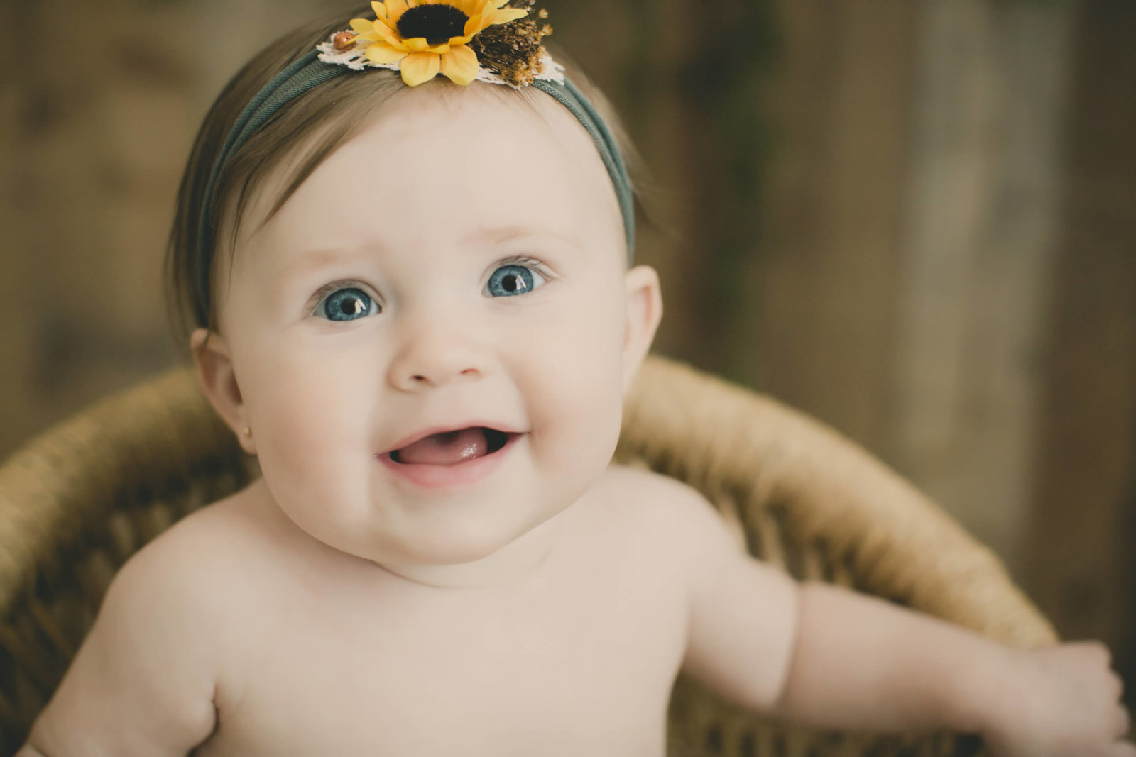 9 month baby portraits gilbert