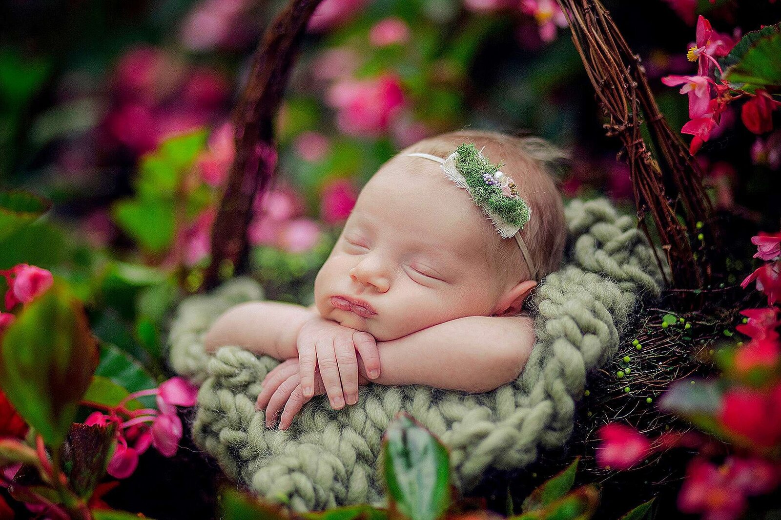 Orlando-Outdoor-Newborn-Photographer-3
