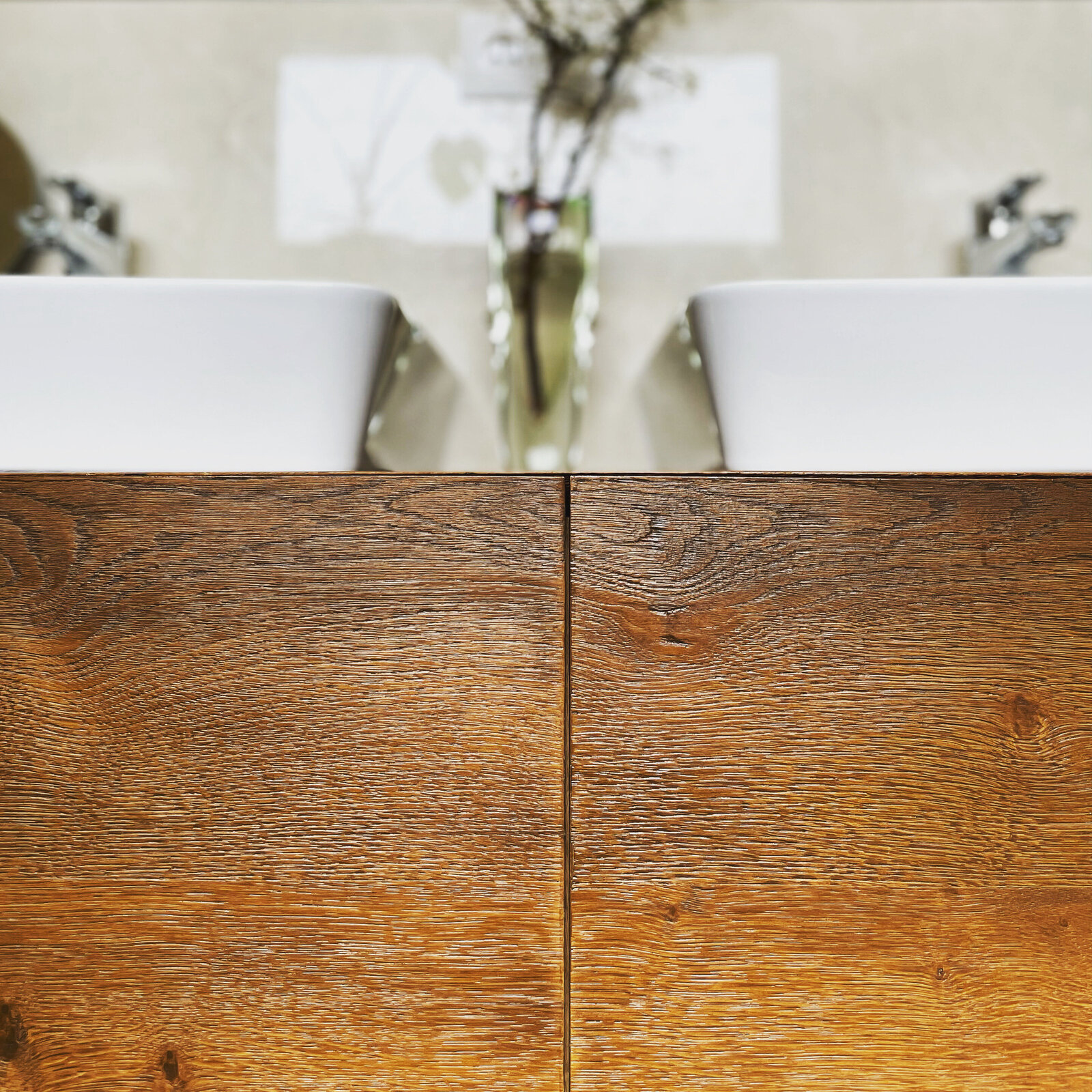 B3BAEC48-1368-463F-A316-F94014638010