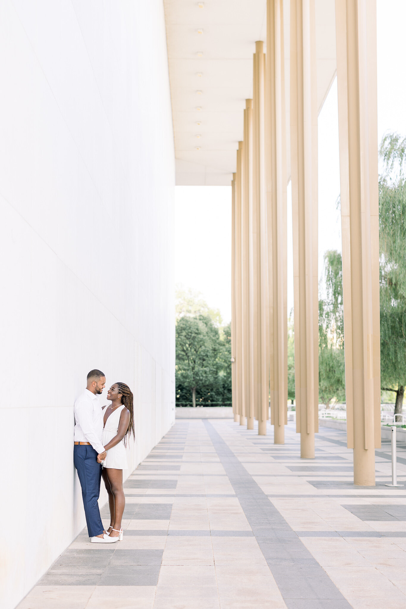 engagement-kennedy-center-photography-washington-DC-virginia-maryland-modern-light-and-airy-classic-timeless-Kennedy-center