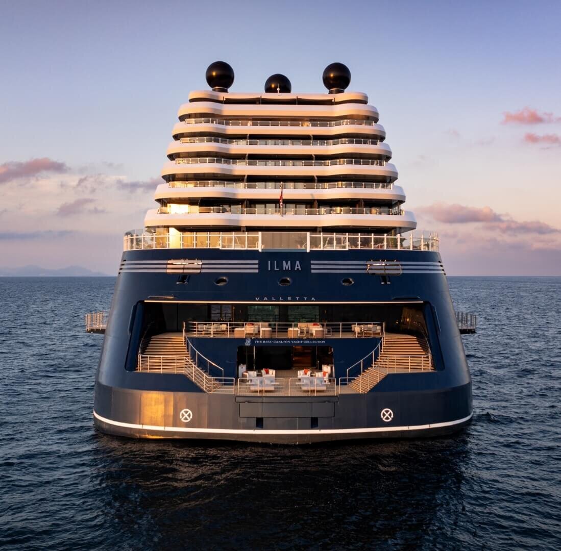 The Ritz Carlton Yacht Collection 8