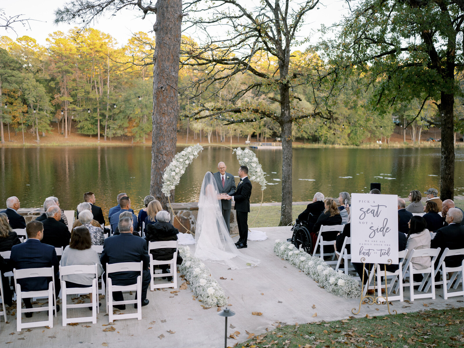 Holly-Lake-Wedding-Jen-Symes-18