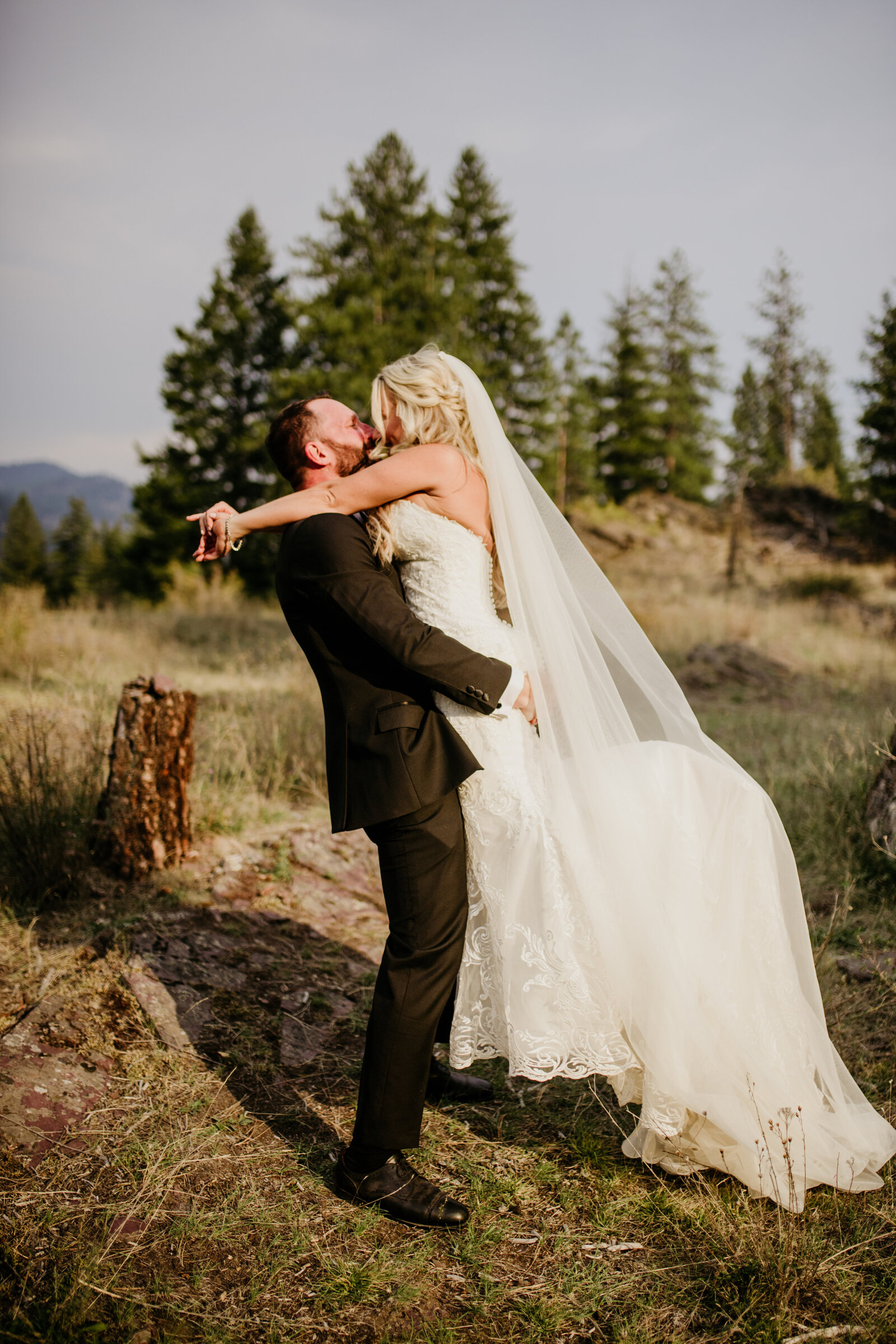 White Raven Wedding_Montana Wedding Photographer_Brittany & Michael_September 17, 2021-2754