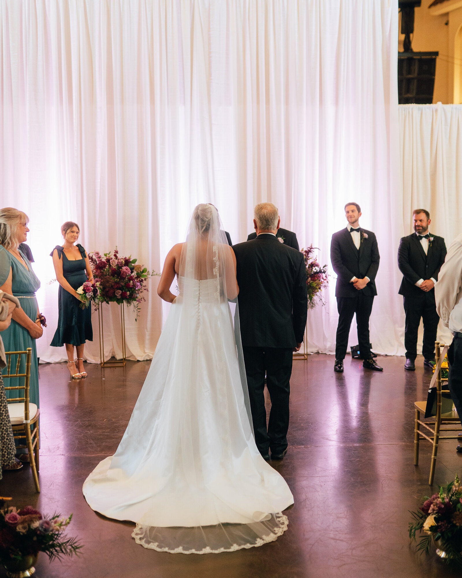 Corby Intercontinental Hotel Kansas City Wedding Plaza-152