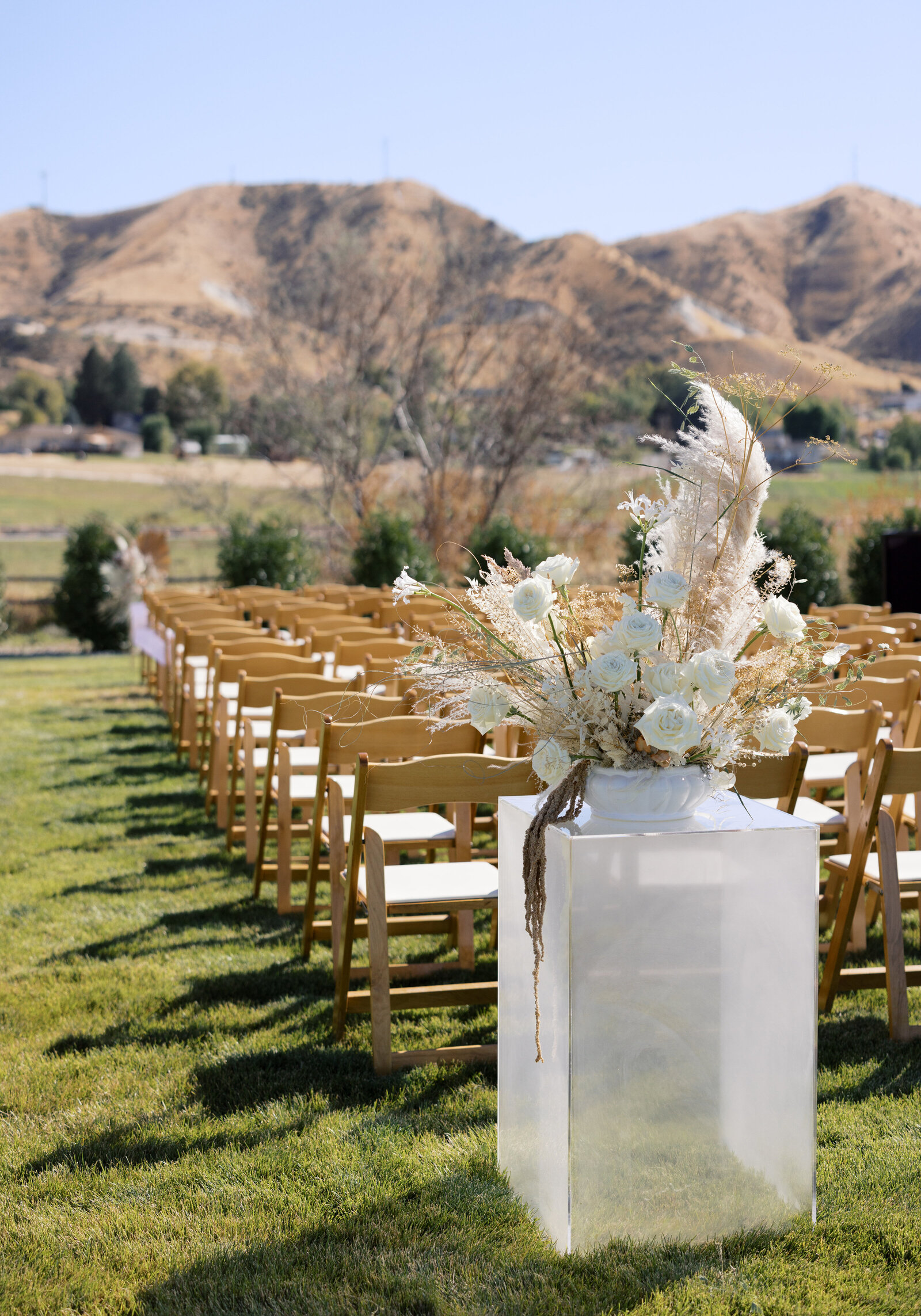 september-wedding-emmett-idaho-autumn-summer-black-tie-kayla-lucio-photo-castaneda-details-53