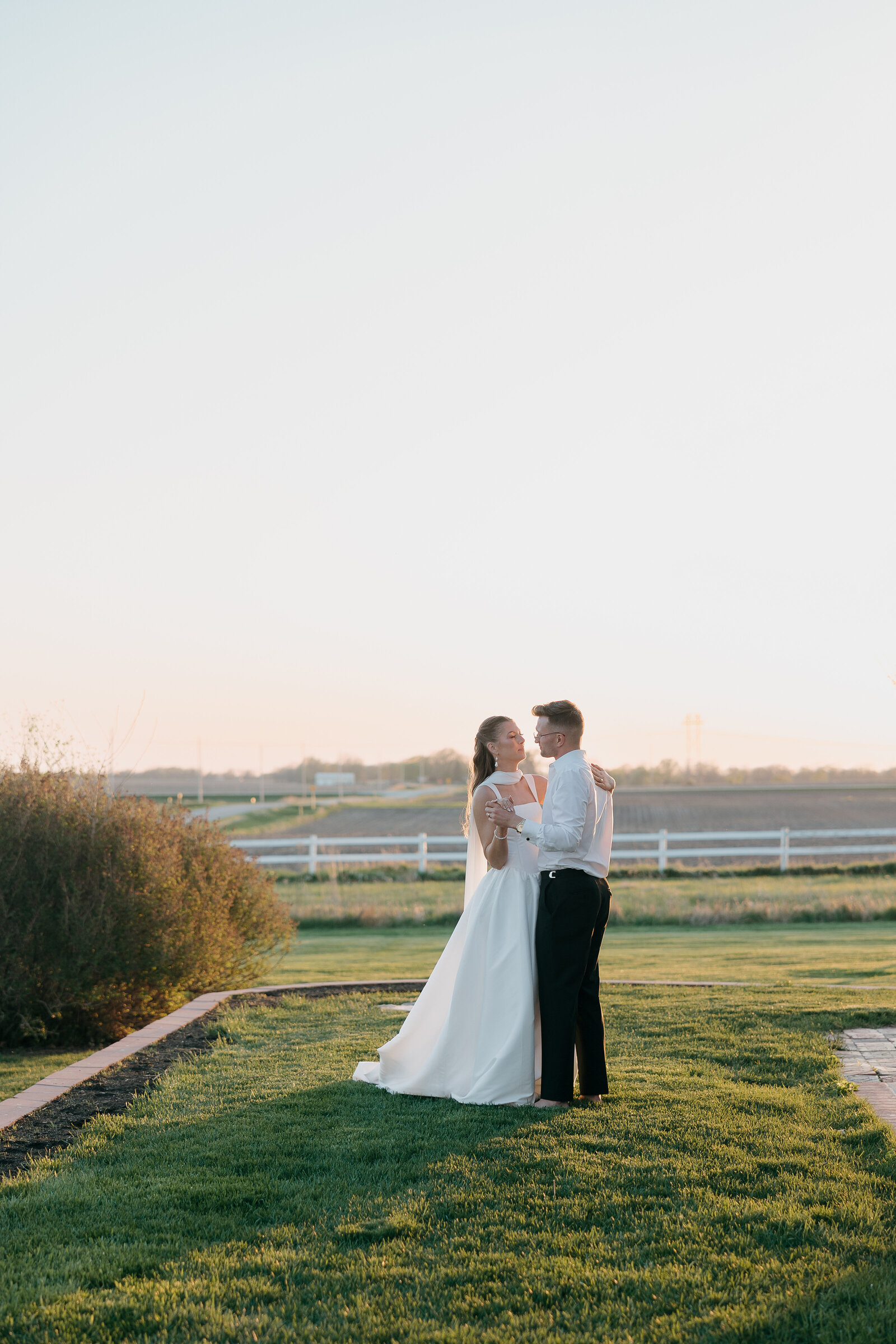 Brooklyn G Photography - Iowa Wedding + Branding Photographer -1-2