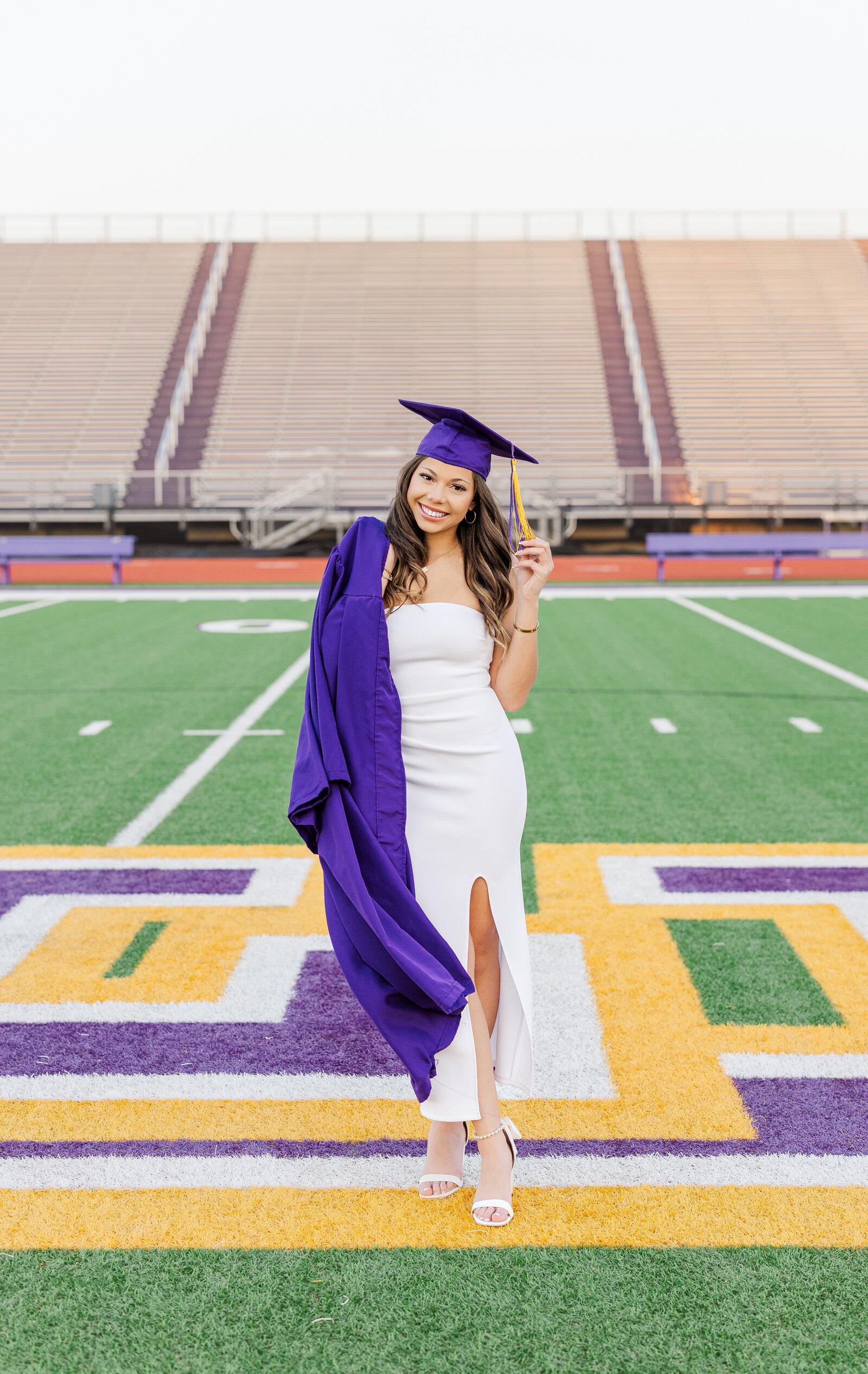 Austin senior photographer senior photos in Austin jaclyn may photographer senior posing Austin Texas senior picture poses texas senior photos texas senior portraits 