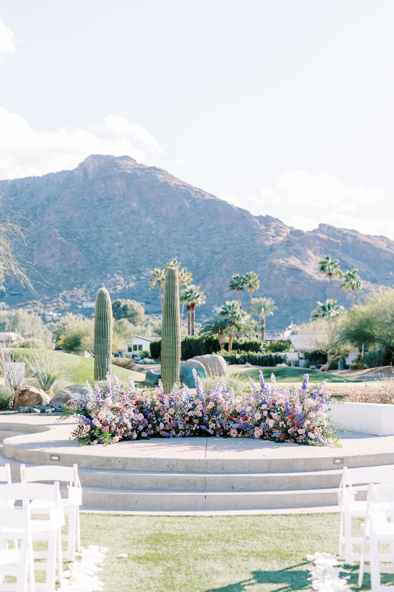 luxury-wedding-flowers-lush-ceremony-floral-arch-white-blush-lavender