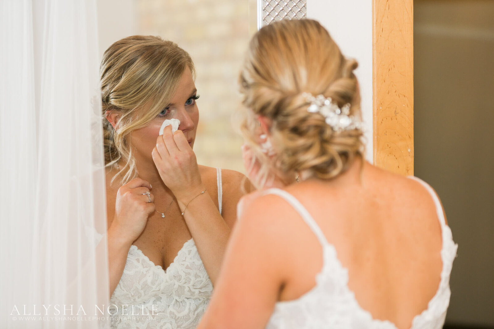 Wedding-at-The-Factory-on-Barclay-in-Milwaukee-0134