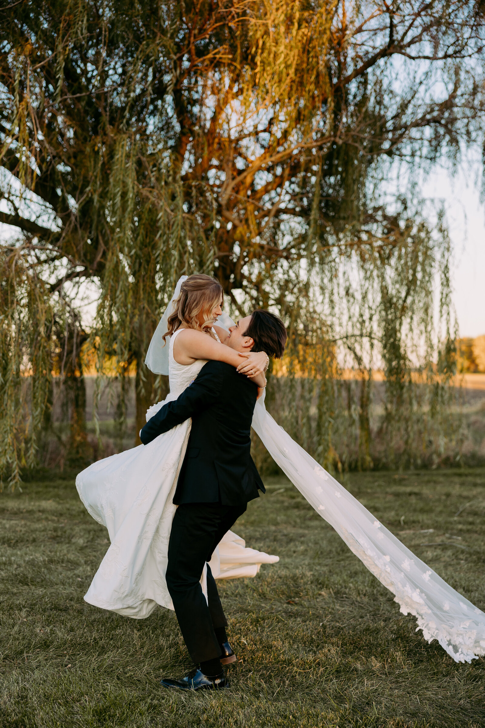 Kylie Hagerman Photography Storytelling Wedding Photographer in Indiana — Weddings 81