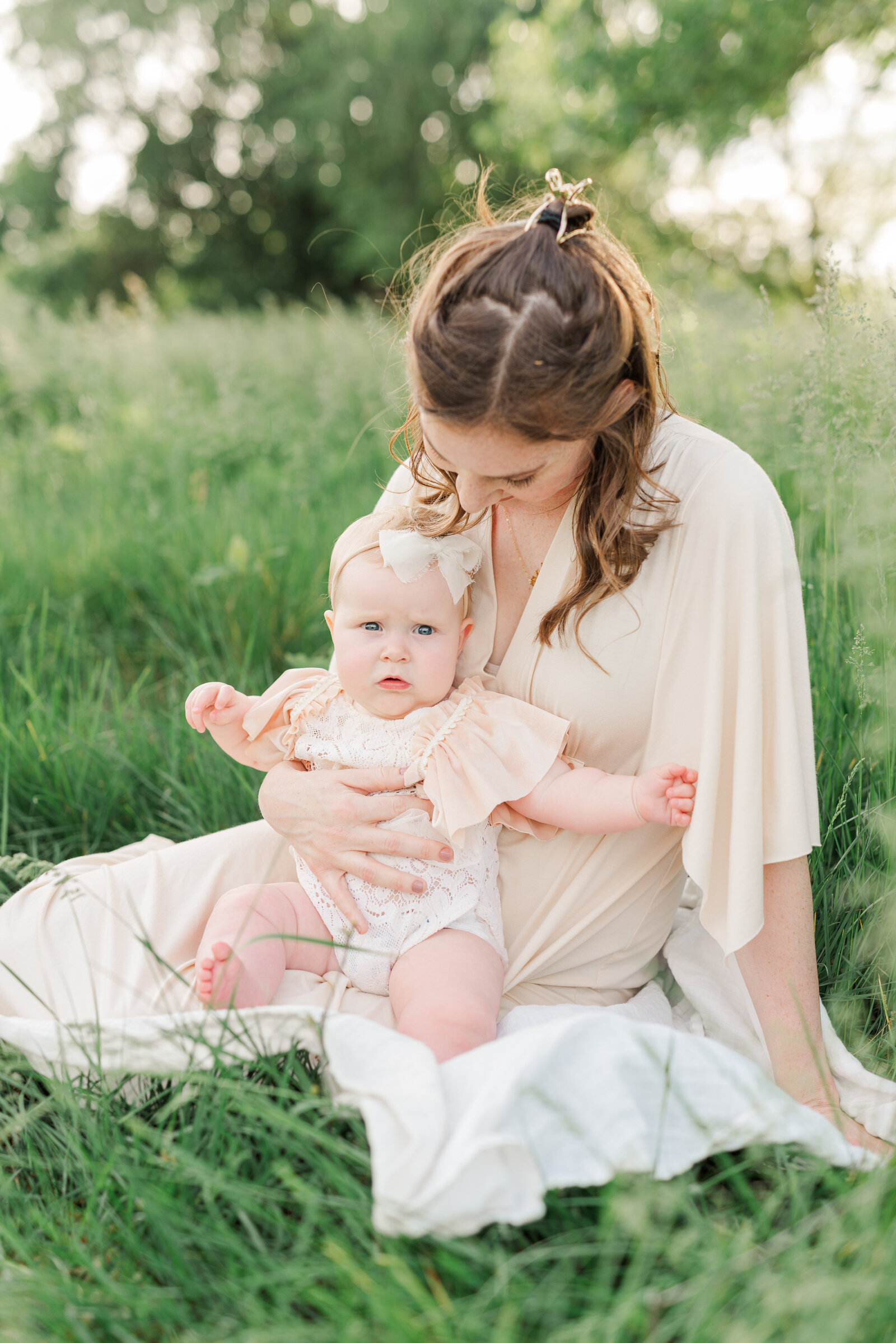 St. Louis Family Photography Outdoor Session Spring Mom Baby