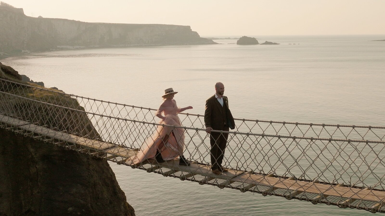 Carrick-a-Rede-Weddings-Elopements-Cinematic-Tide-04