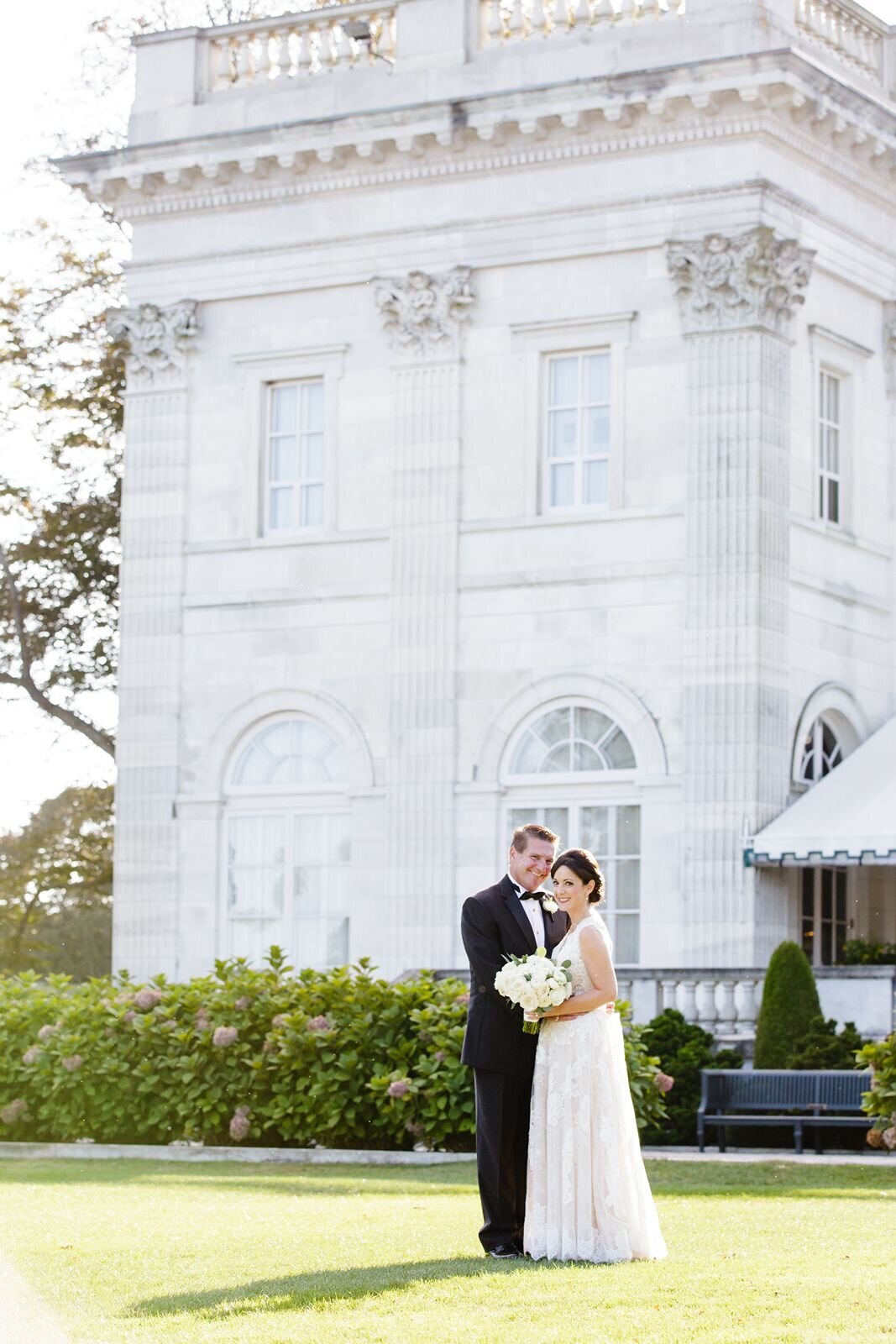 leila-james-events-newport-ri-wedding-planning-luxury-events-marble-house-kathleen-and-mike-lefebvre-photography-11