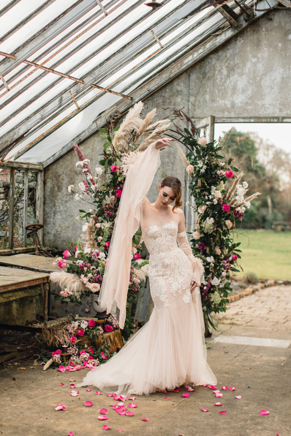 Grace-blush-wedding-dress-JoanneFlemingDesign-Braid&Bloom-RebeccaSearlePhoto (23)