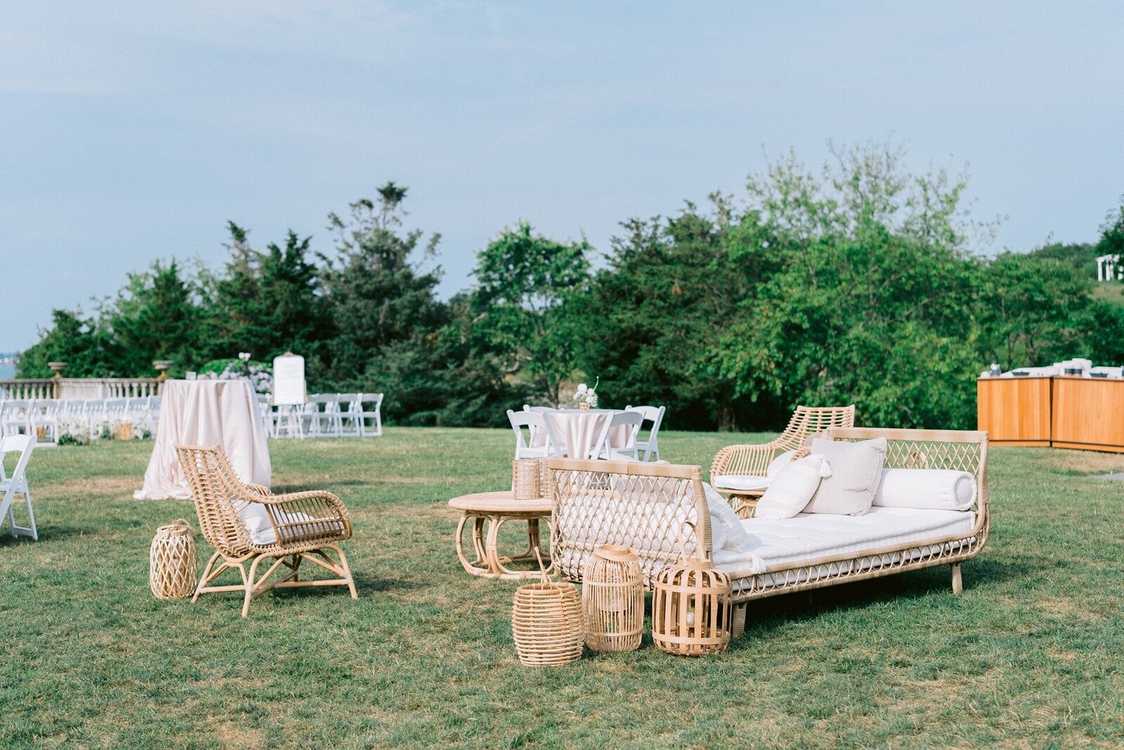 leila-james-events-newport-ri-wedding-planning-luxury-events-marisa-and-bobby-soft-and-subtle-castle-hill-inn-melissa-stimpson-photography-52