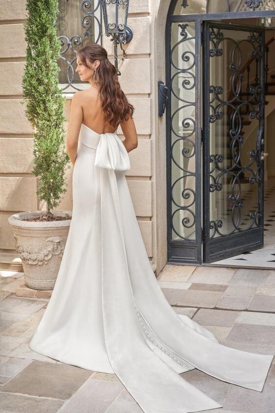Lovena Bridal Studio