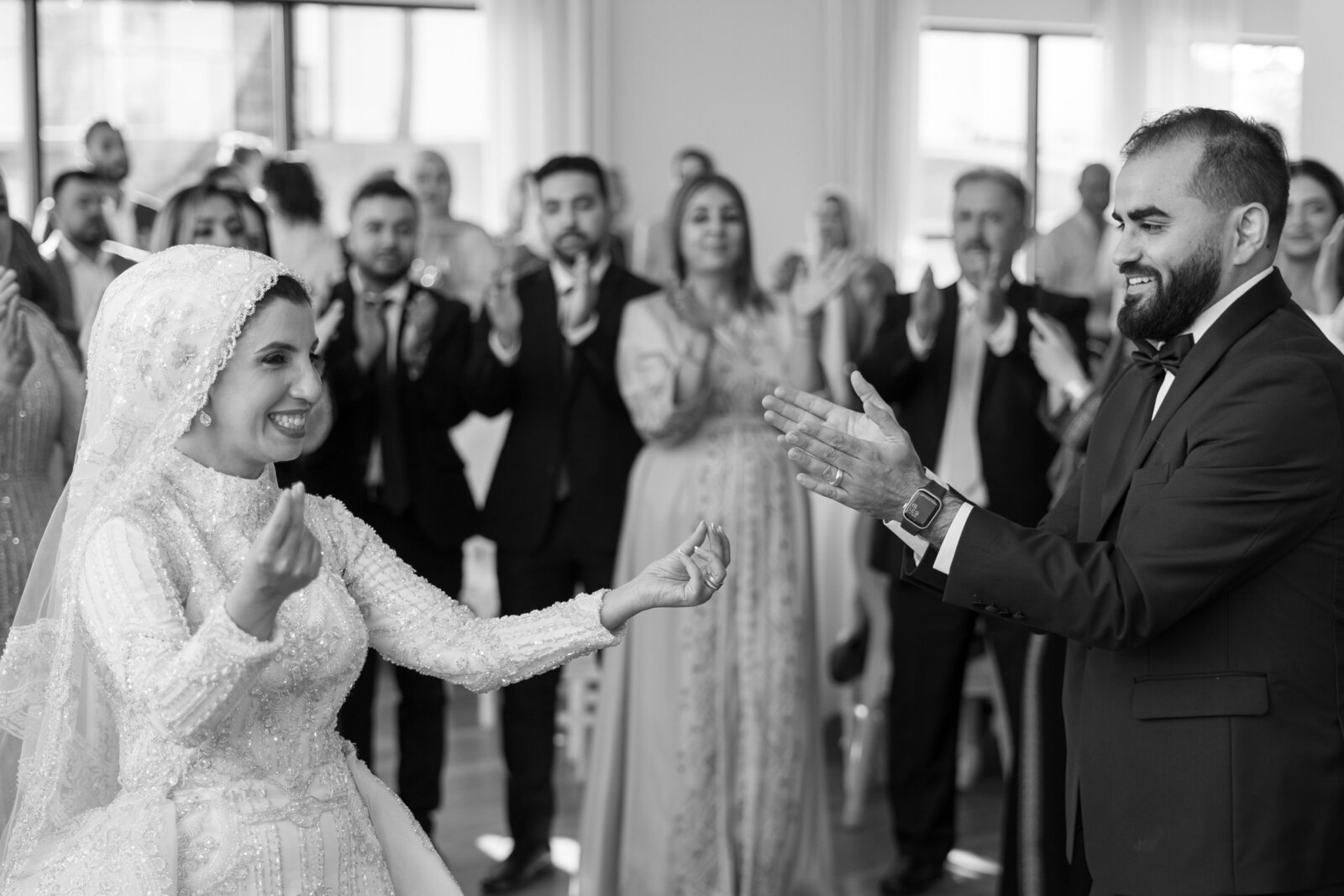 uests celebrating at a beautifully decorated reception at a Vinterra wedding in Oklahoma.