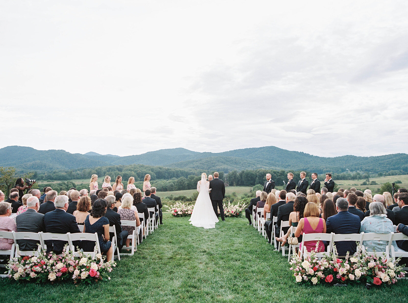 Heirloom imagery for immersive & iconic celebrations