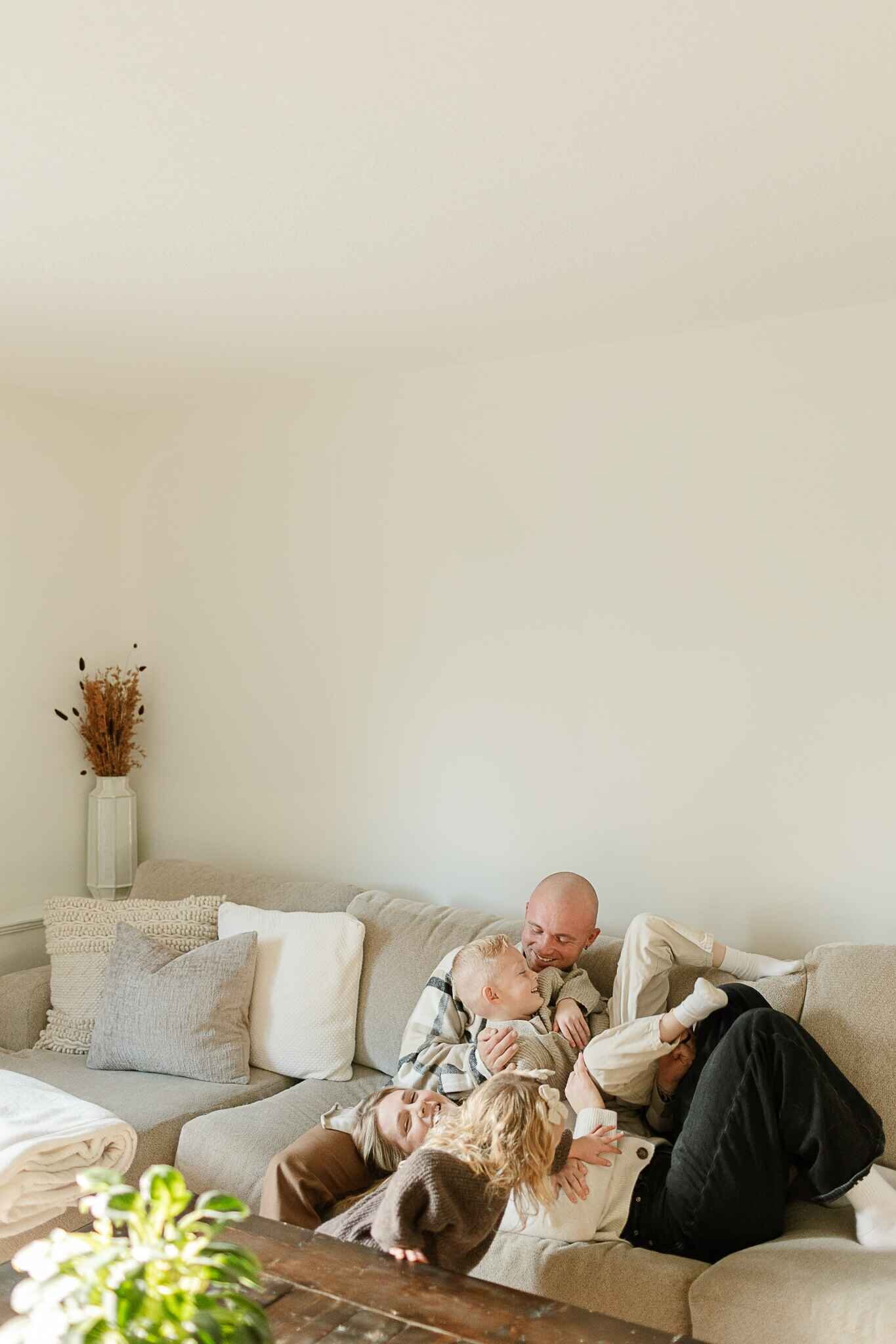 calgary-family-photographer-ivaniaberubephoto-3