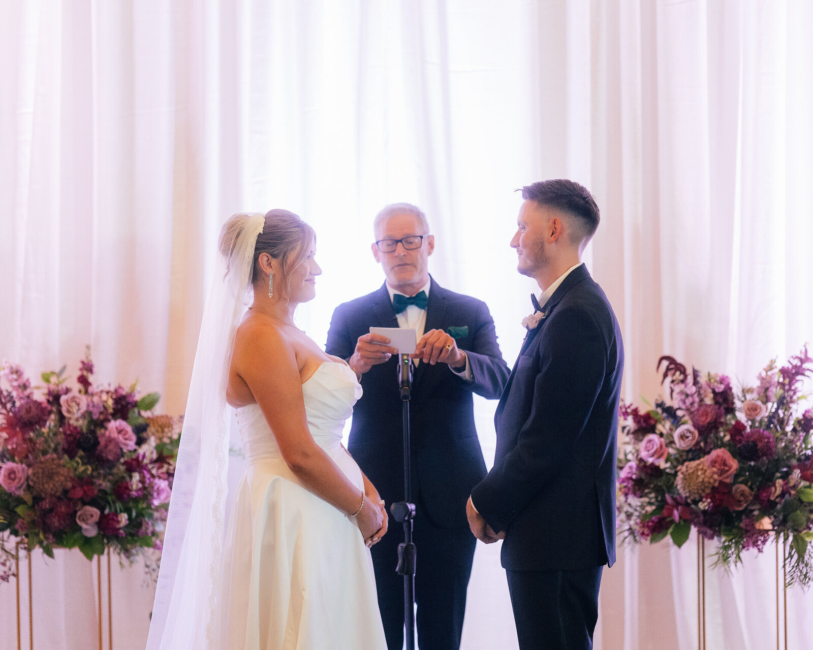 Corby Intercontinental Hotel Kansas City Wedding Plaza-158
