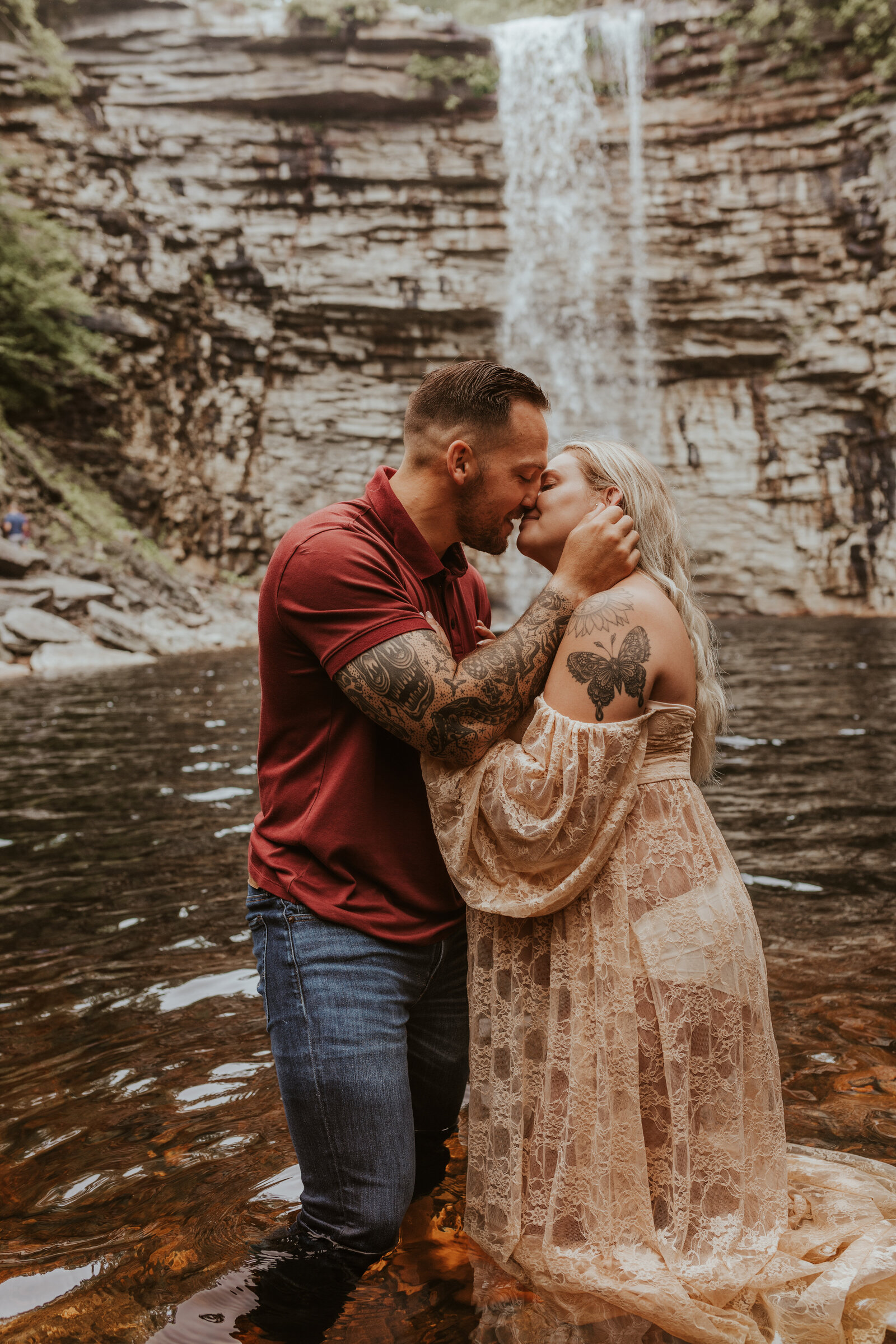 Maternity-photoshoot-minnewaska-ny-love-to-lems-photography (32)