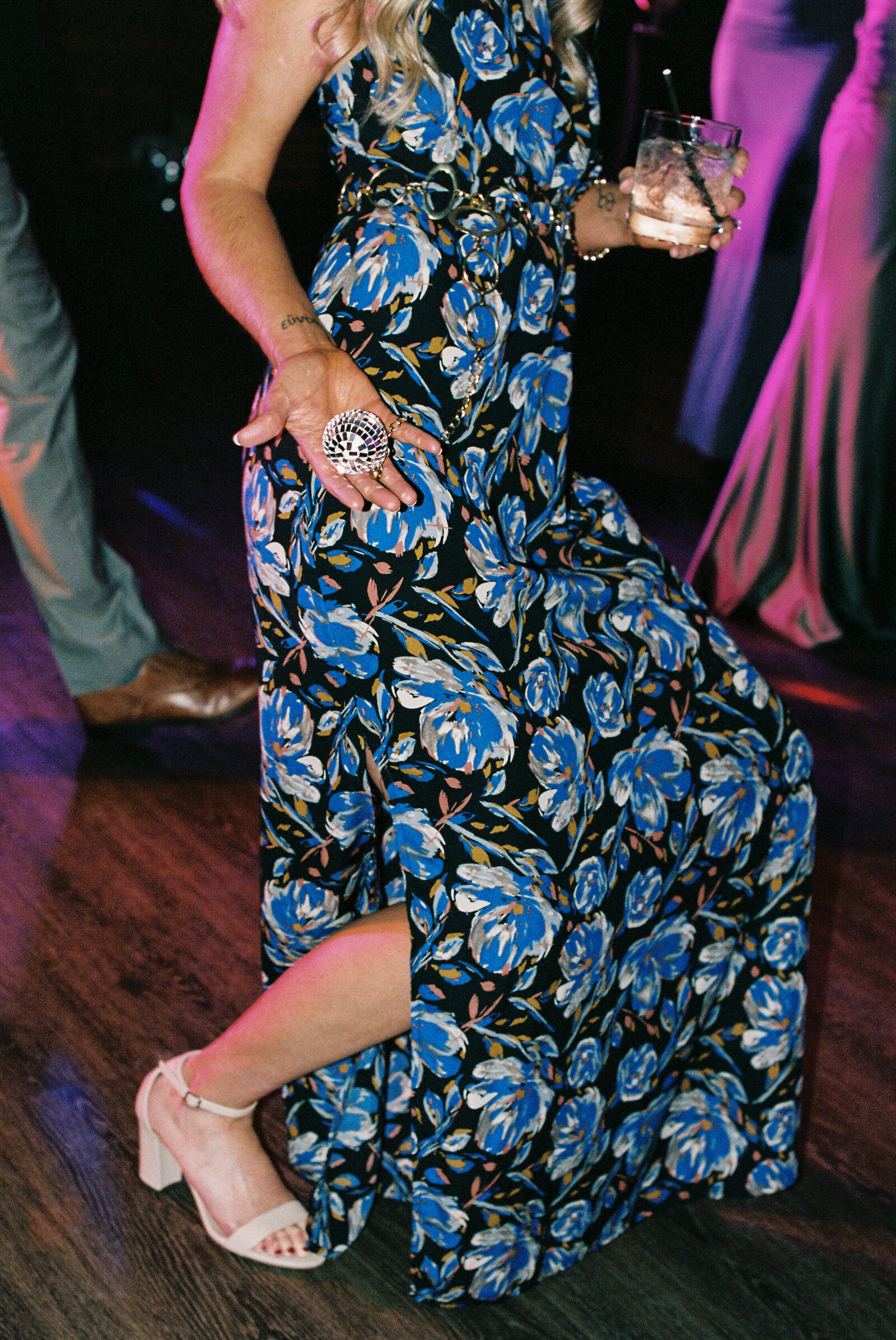 MENIQUEKOOSPHOTO-AMBER & HUNTER WEDDING FILM-184