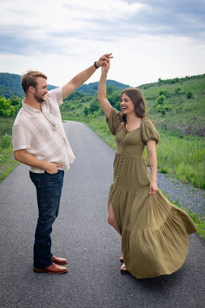 Couple_Photos_Pigeon_Forge_TN