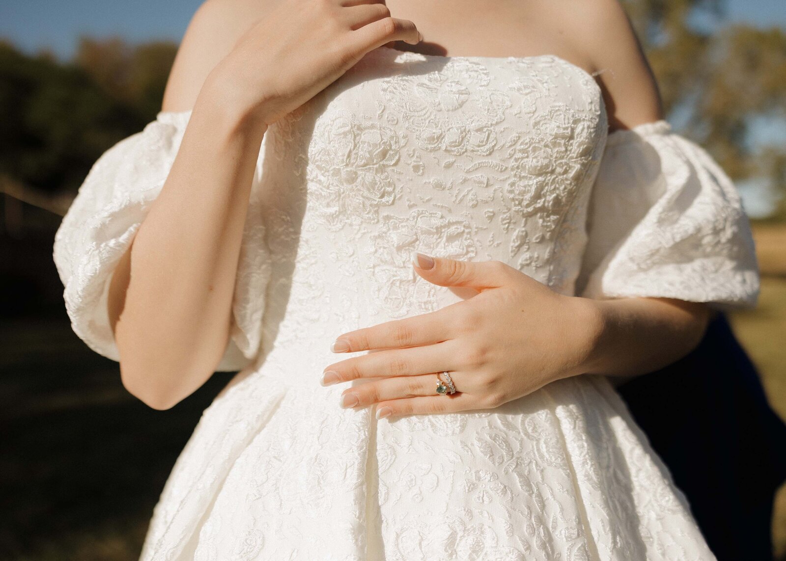 bride-dress-editorial-style-wedding-photographer-iowa-grace-trexel