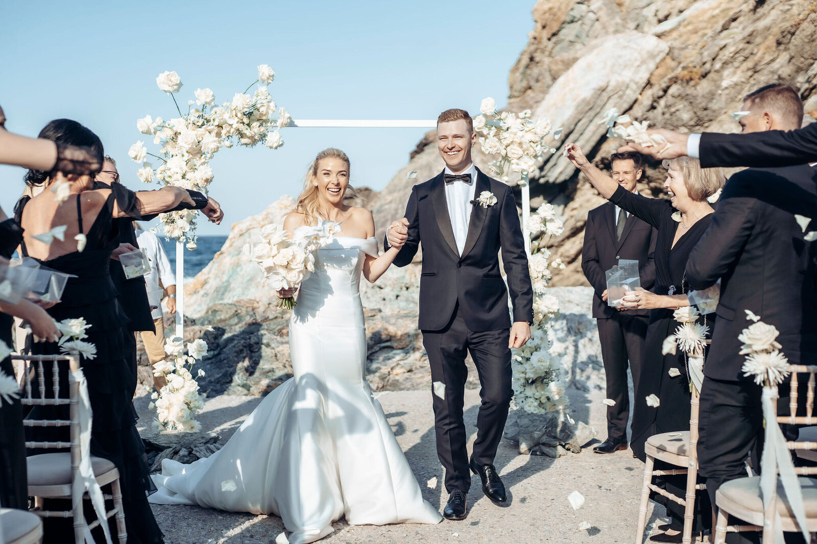 063-Cinematic-Editorial-Destination-Wedding-Skopelos-Island-Greece-Lisa-Vigliotta-Photography