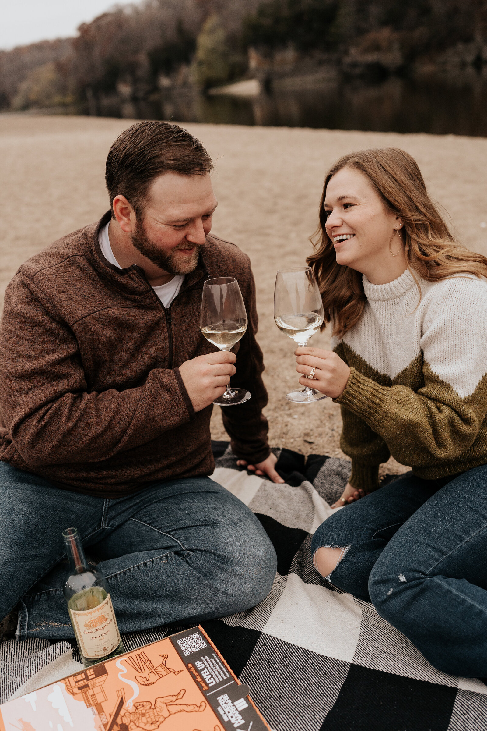 Iowa Wedding Photography Cedar Rapids Engagenemt Photographer-49