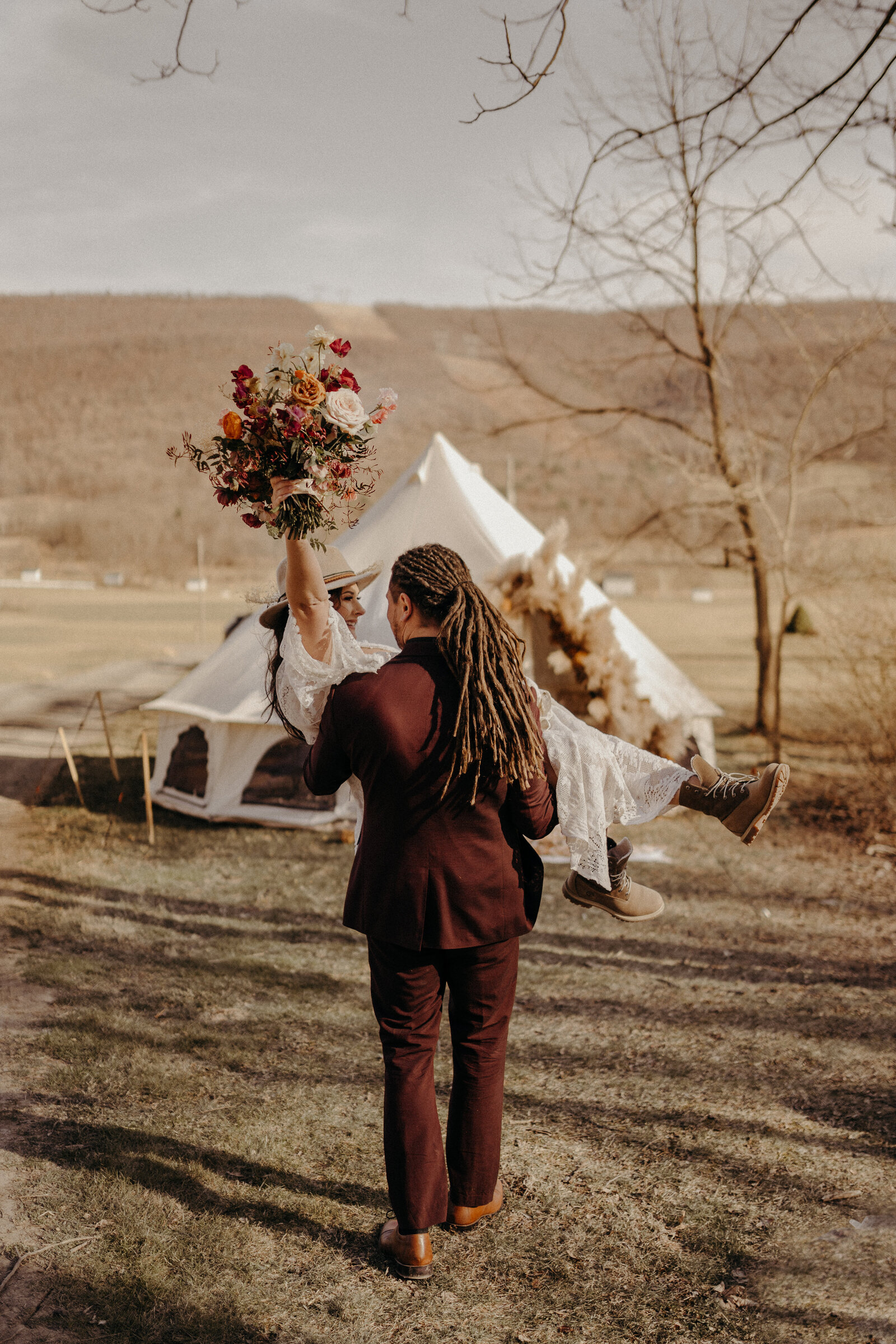 Boho-Indie-Glamping-Camping-Shenandoah-Mountains-Elopement-Wedding-Photographer-Adventure-1-2