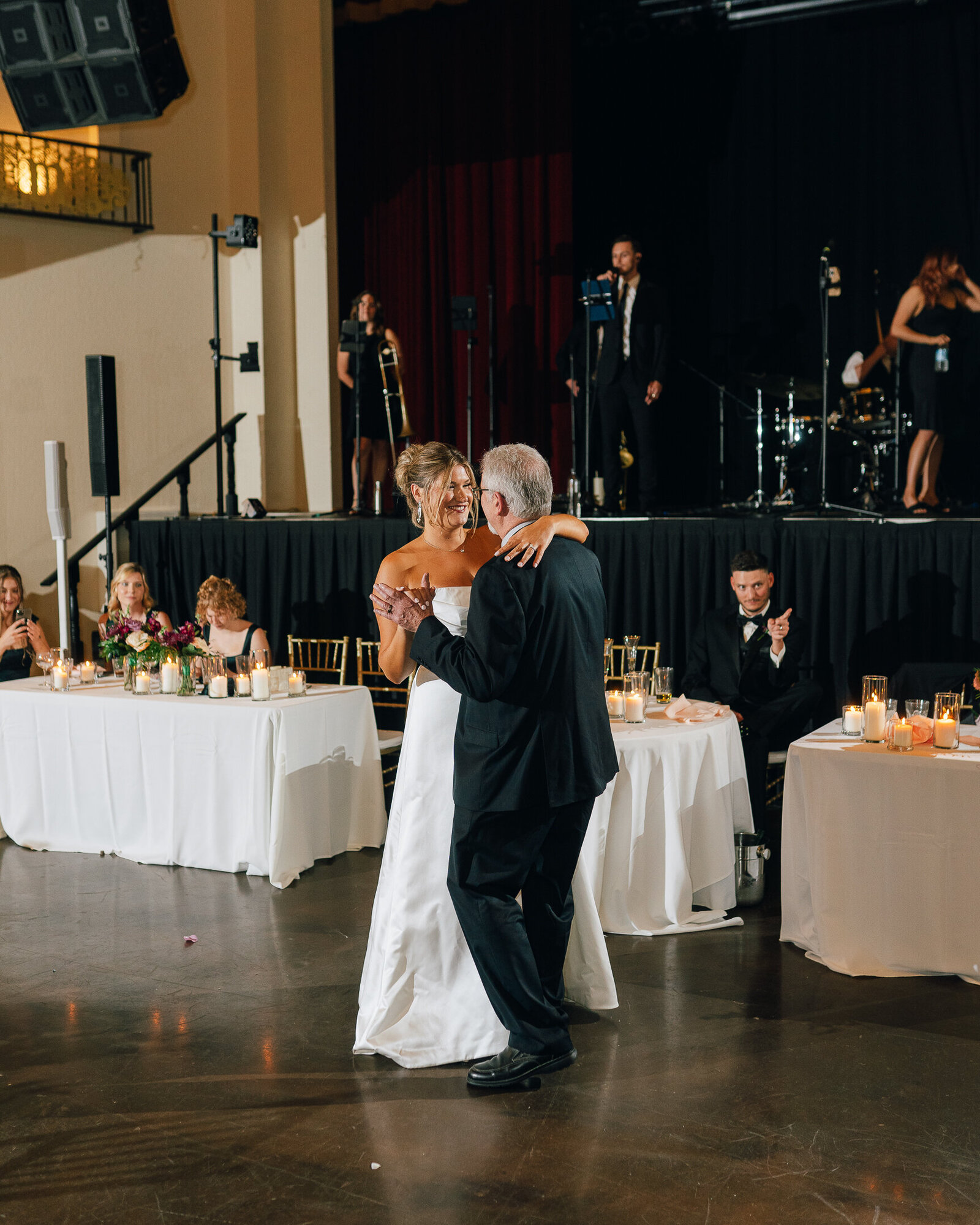 Corby Intercontinental Hotel Kansas City Wedding Plaza-241